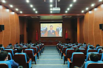 公司職工集中收看二十大開幕式